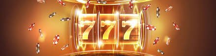 Phoenix Rises free spins feature with expanded reels and multiplier display